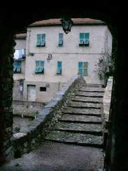 Xtrallusion photo gallery of Italy. Photos, pictures, images and photographs of the Italian Rivieras, the Italian Lakes, the Italian Alps, the Cinque Terre, the Amalfi coast and some of the most beautiful corners of Italy. Plus photos of Italian cities such as Pisa, Milan, Genoa and Rome.